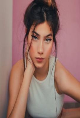 Satomi  Escort Paris