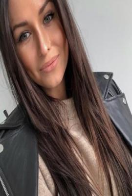 Agata  Escort Annecy