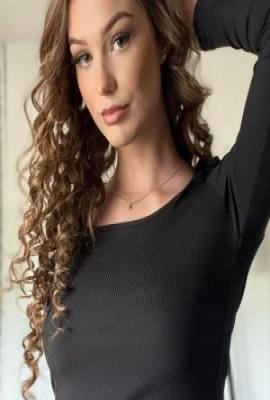 Mariota  Escort Paris