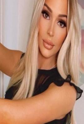 Lavelle  Escort Paris