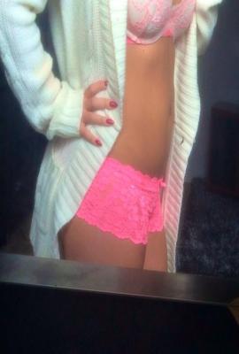 Carlita Juteuse  Escort Amiens