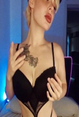 Wilsonia  Escort Paris